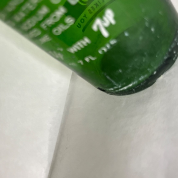 Vintage 1959 7UP Green Glass 12 oz Soda Bottle You Like It It Likes You Buff - Picture 7 of 8